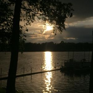 Meet your Posher, Mona